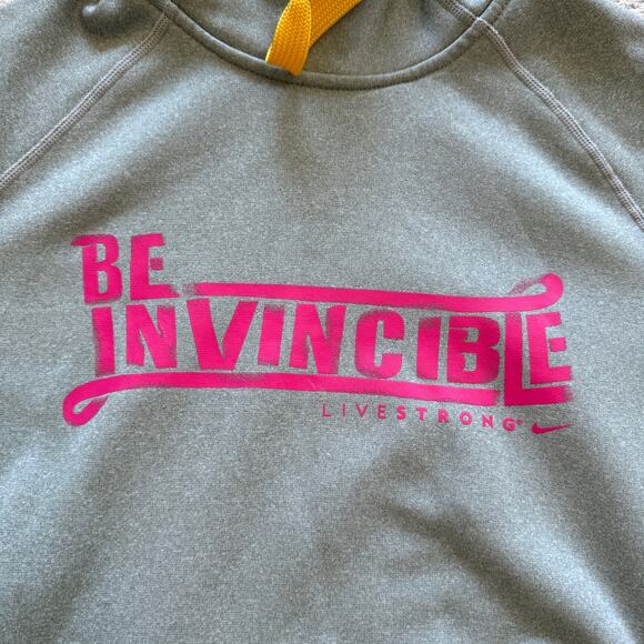 Nike Therma-Fit Pullover Hoodie Livestrong Be Invincible Gray Womens Size M - Picture 9 of 12